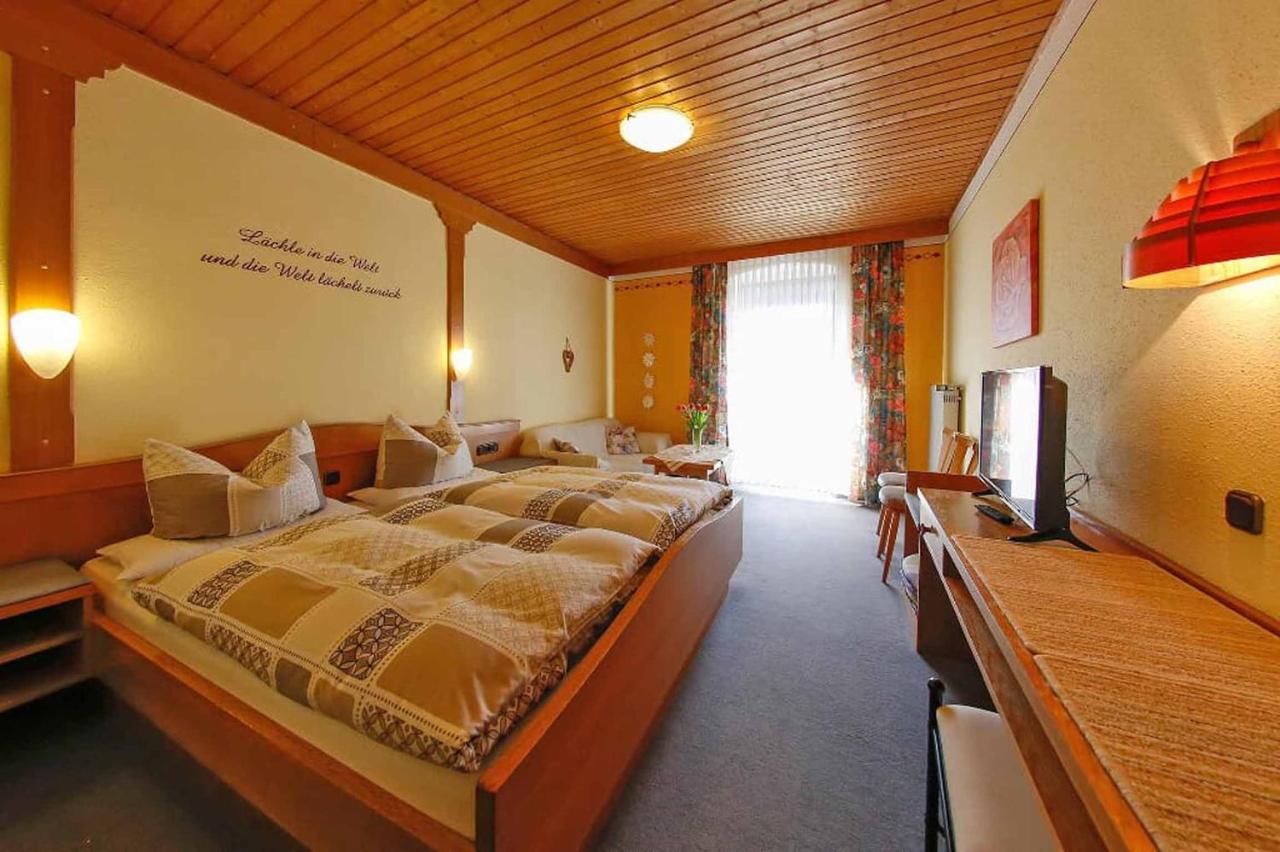 Gasthof-Metzgerei-Pension Schierlitz Rimbach  Εξωτερικό φωτογραφία